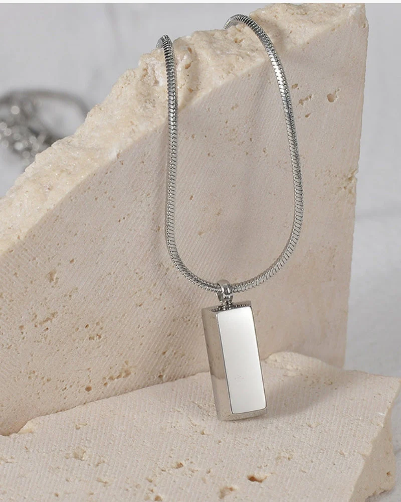 Axis Tag Pendant - Image 3
