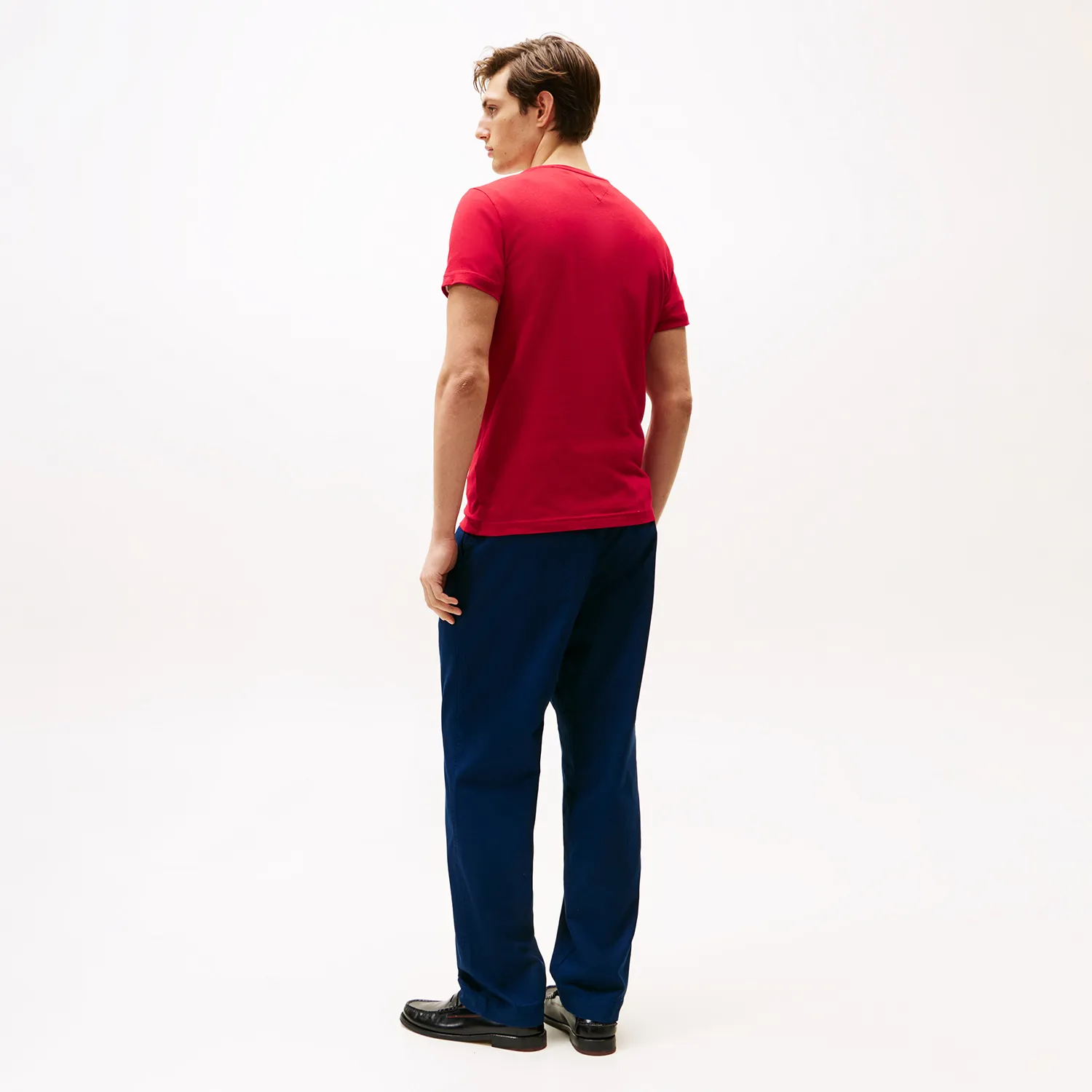Classic Slim C-Neck T-Shirt  - Red - Image 4