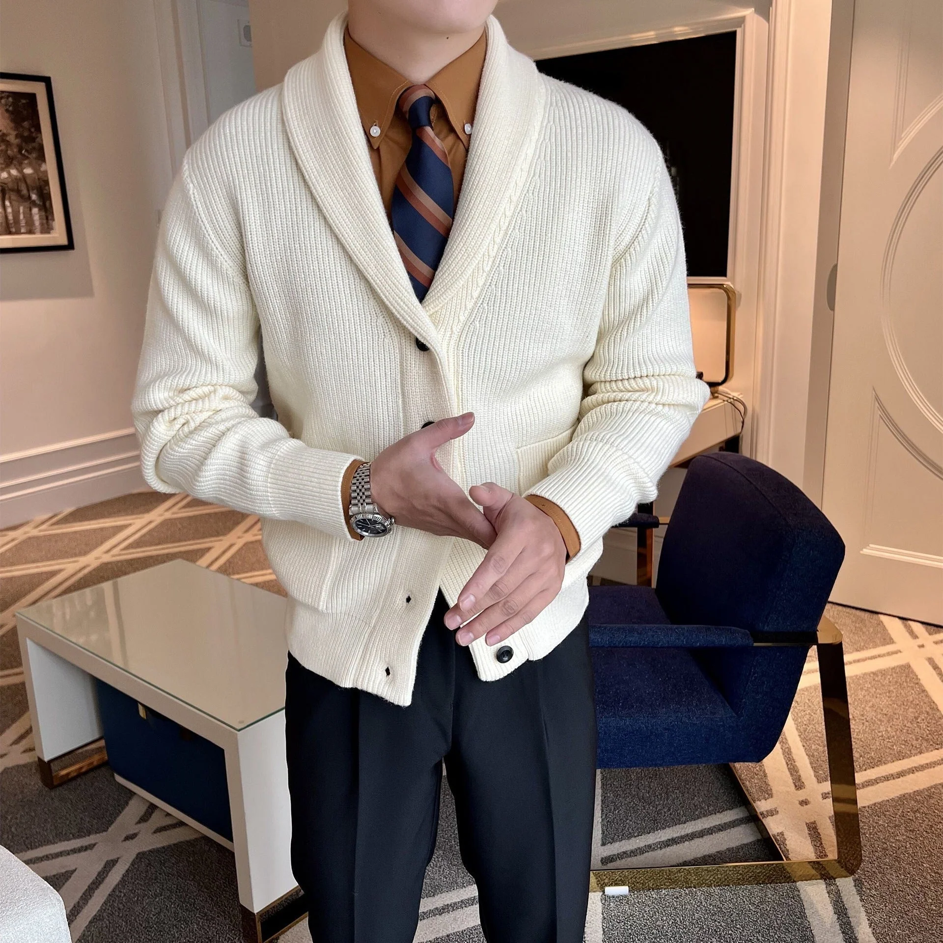 Old Money Old Money Knitted V-Neck Cardigan