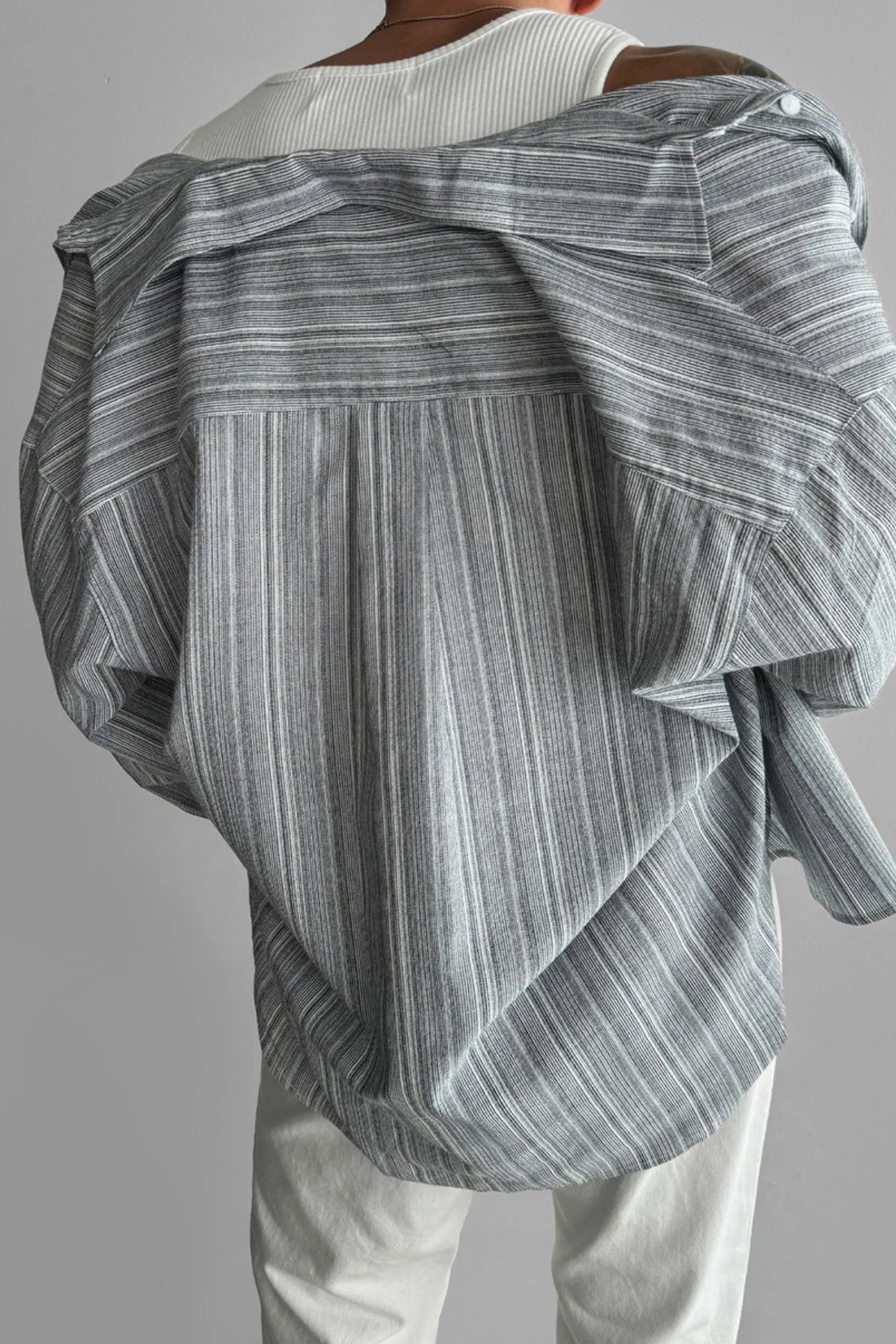 Old Money Striped Non-Iron Sun Protection Shirt - Image 3
